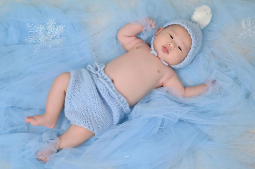 青岛摸孕妇肚子沾喜气